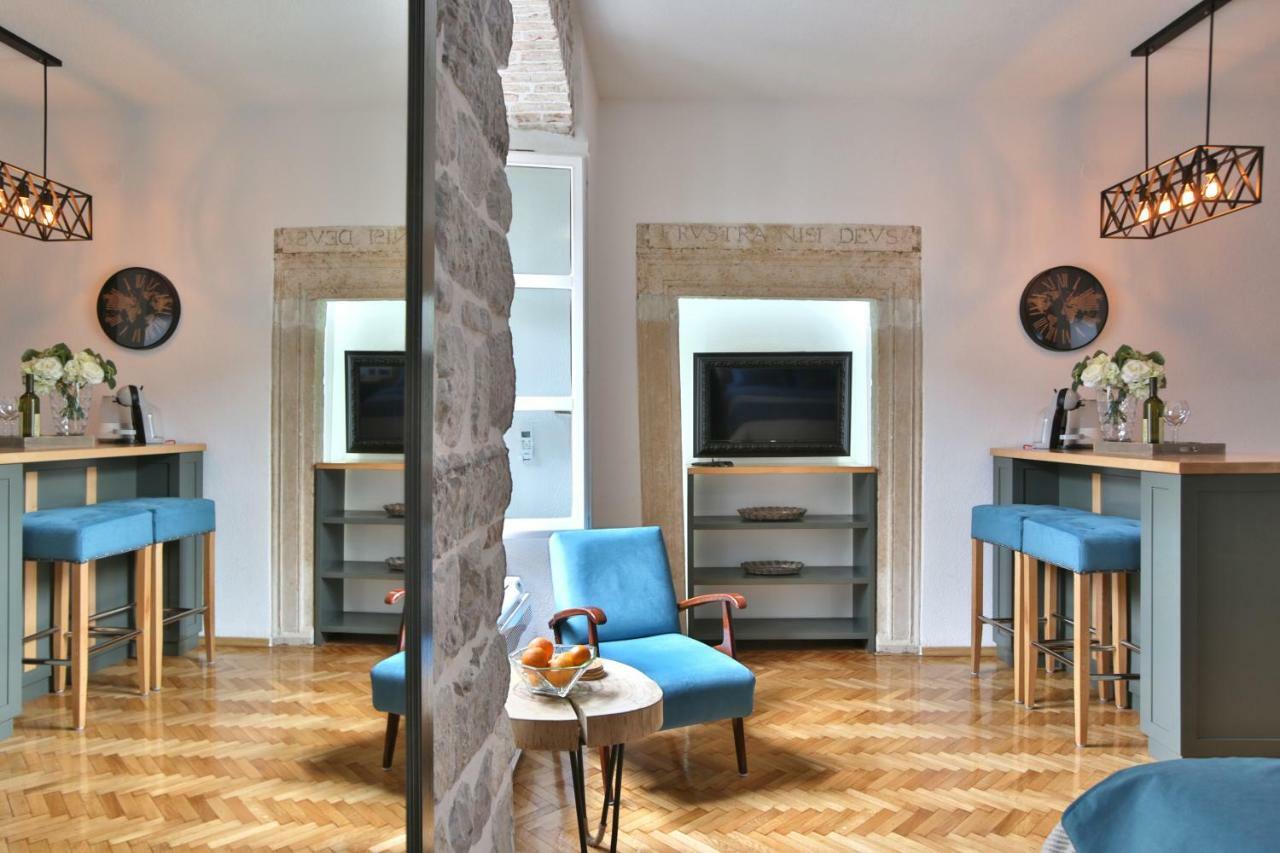 P.S. Cattaro Apartments Exteriör bild